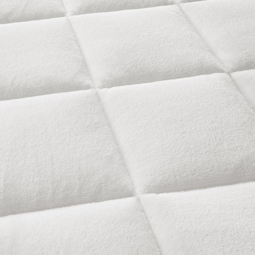 Cloud Soft Waterproof Overfilled Plush Mattress Pad by Belen Kox, Belen Kox. Picture 2