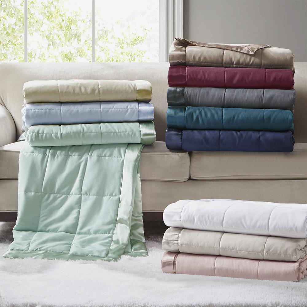 Lightweight Down Alternative Blanket with Satin Trim. Picture 3