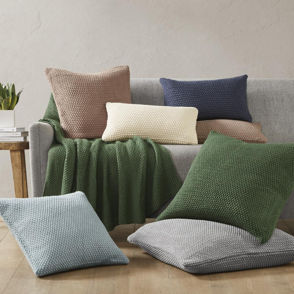 Square Pillow Cover. Picture 1