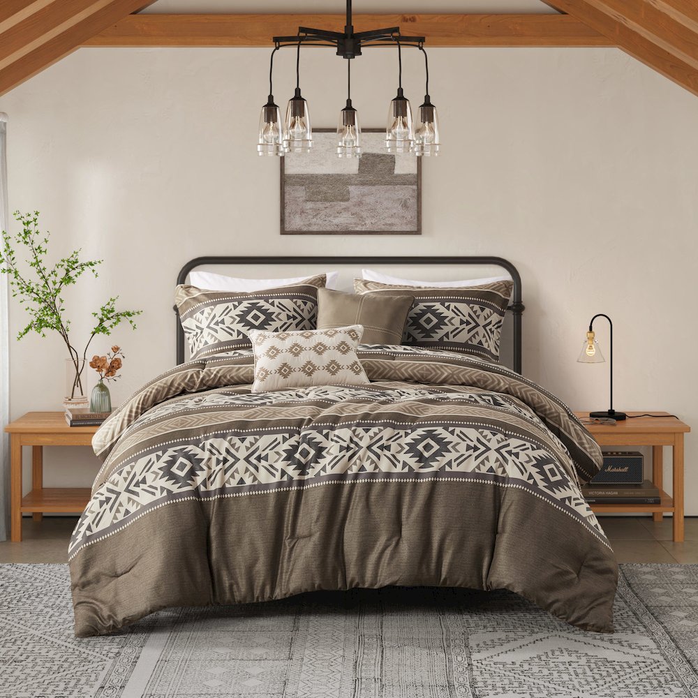 5 Piece Stripe Herringbone Comforter Set with Throw Pillows. Picture 3