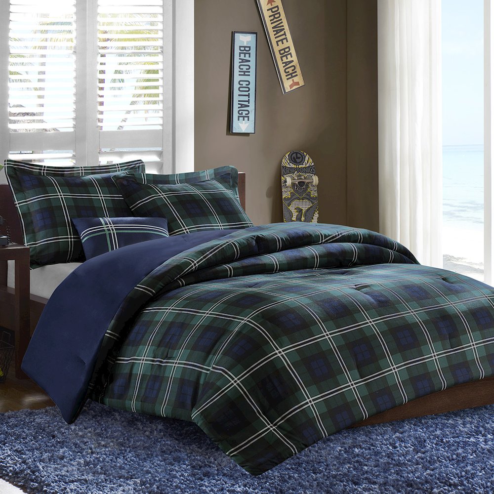 Comforter Set. Picture 4