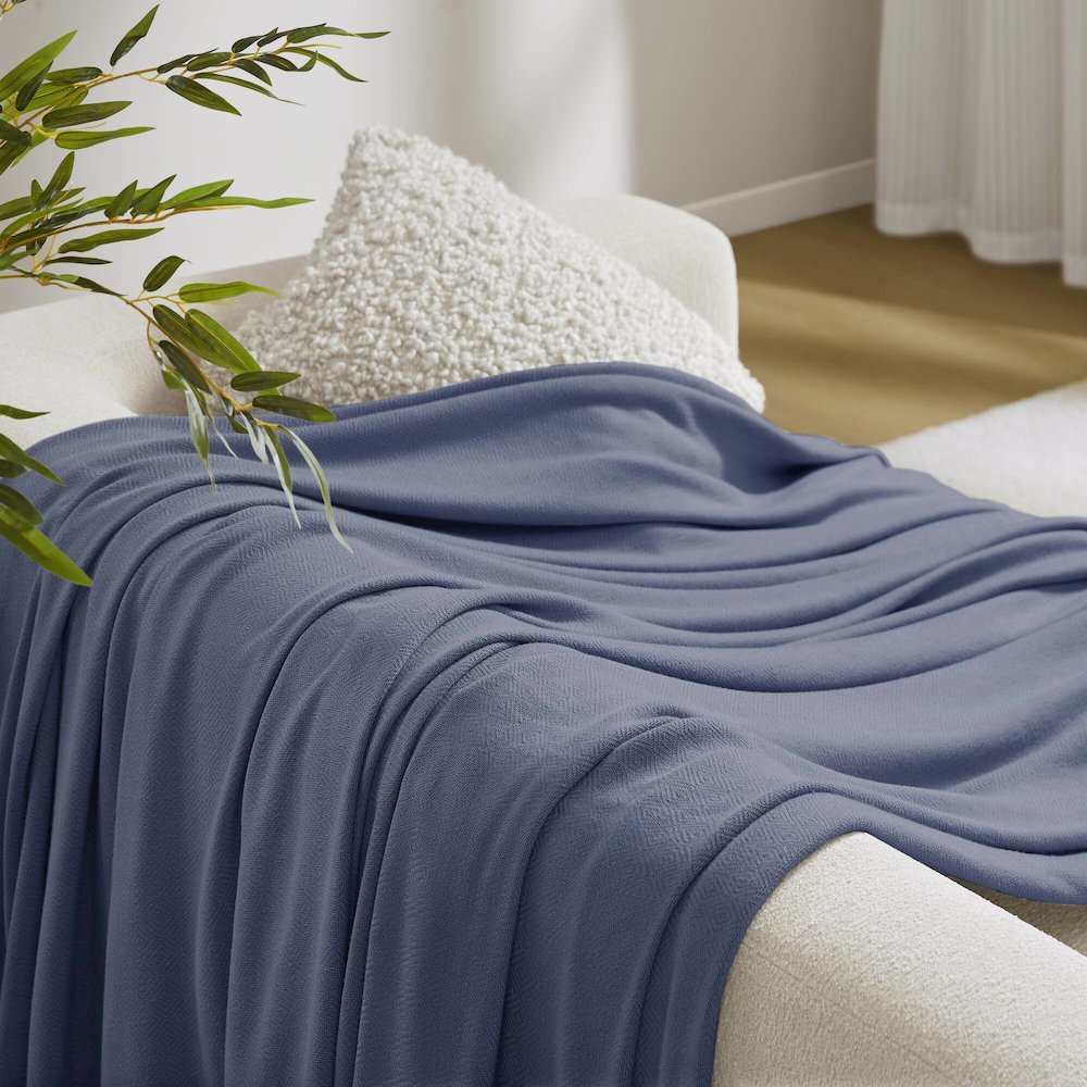 Bamboo Cotton Rayon from Bamboo Cotton Blanket, Navy color. Picture 3