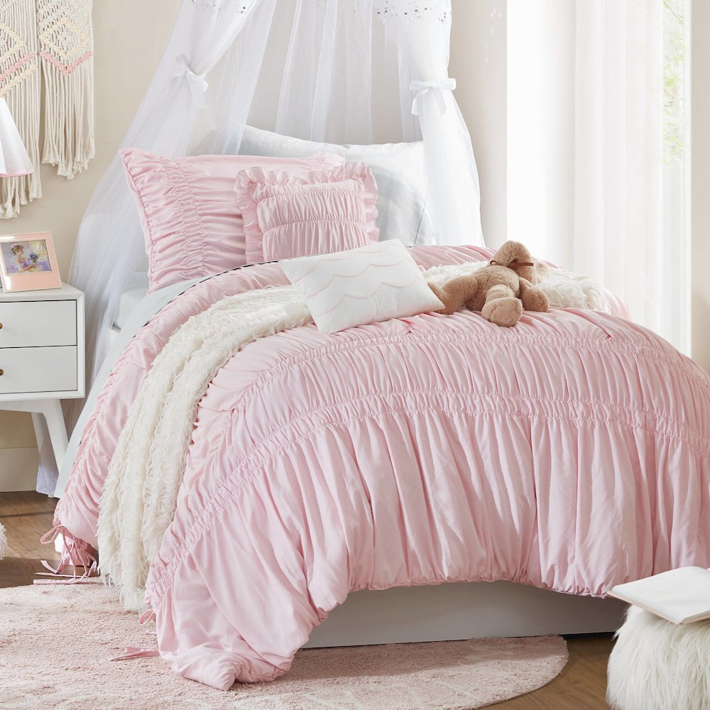Ella Comforter Set. Picture 1