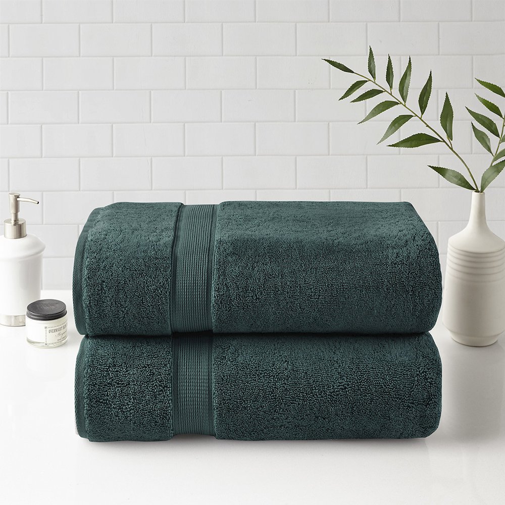 100% Cotton Bath Sheet Antimicrobial 2 Piece Set in Dark Green Color. Picture 1