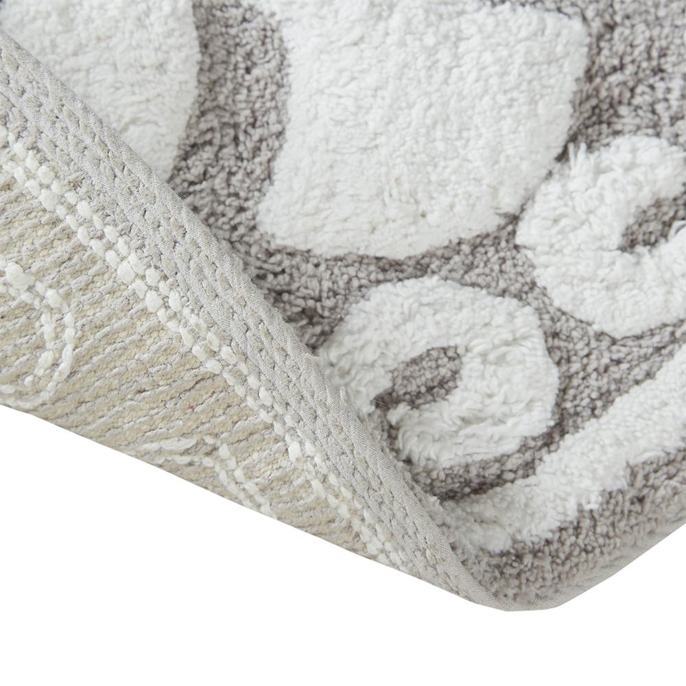 Medallion Cotton Tufted Bath Rug. Picture 3