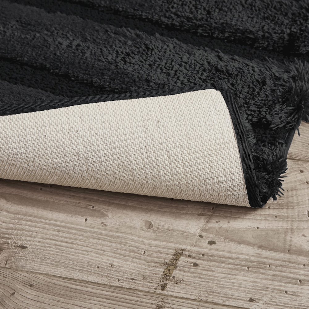 Rug. Picture 5