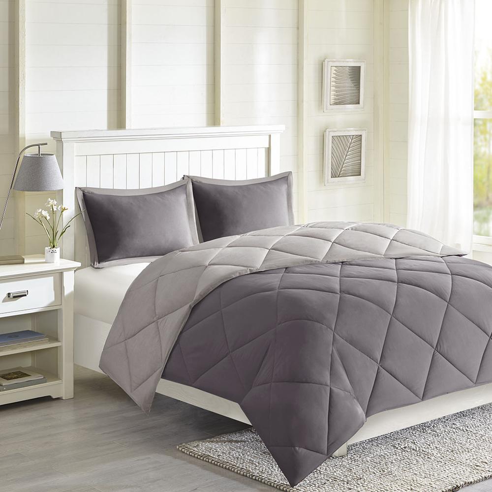 3M Scotchgard Diamond Quilting Reversible Down Alternative Comforter Set. Picture 4