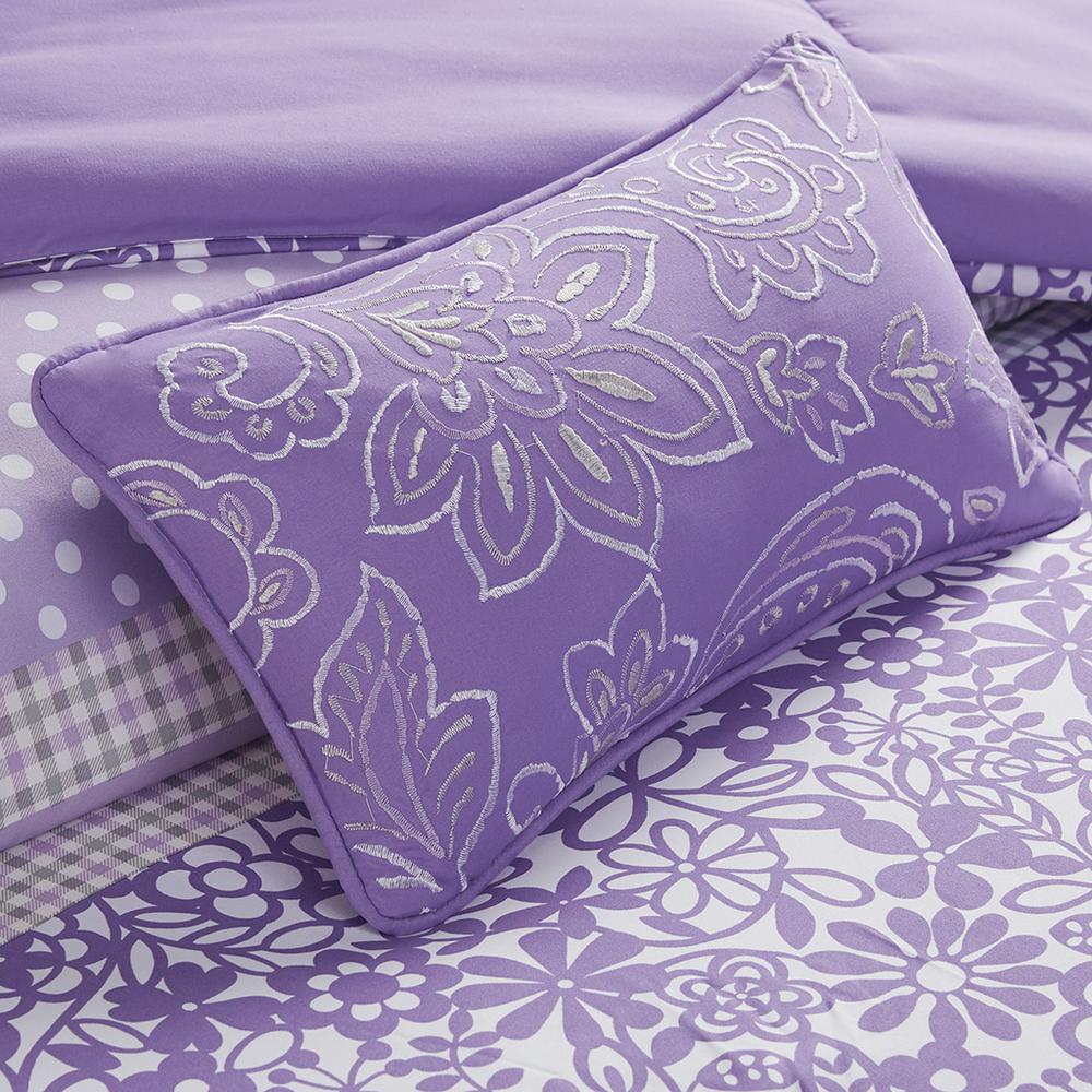 Comforter Set. Picture 2