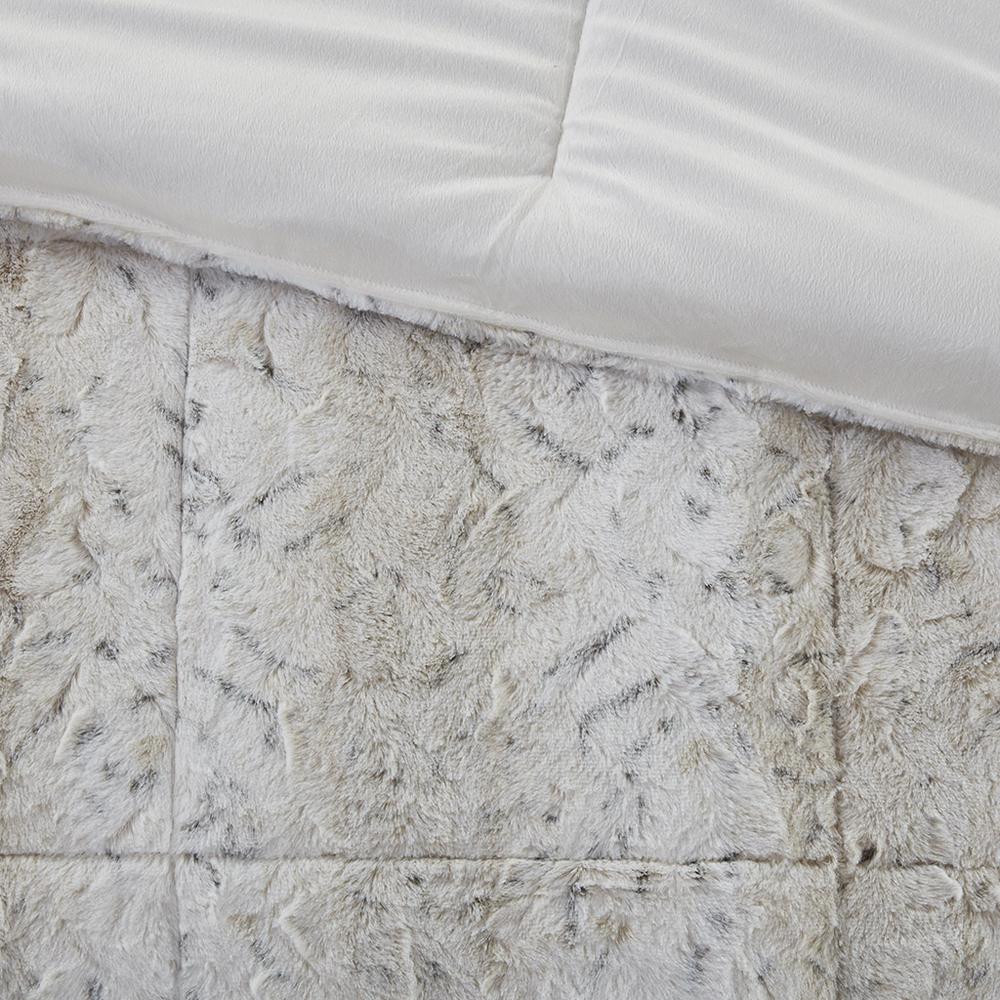 Zuri Snow Leopard Faux Fur Comforter Set, Belen Kox. Picture 5