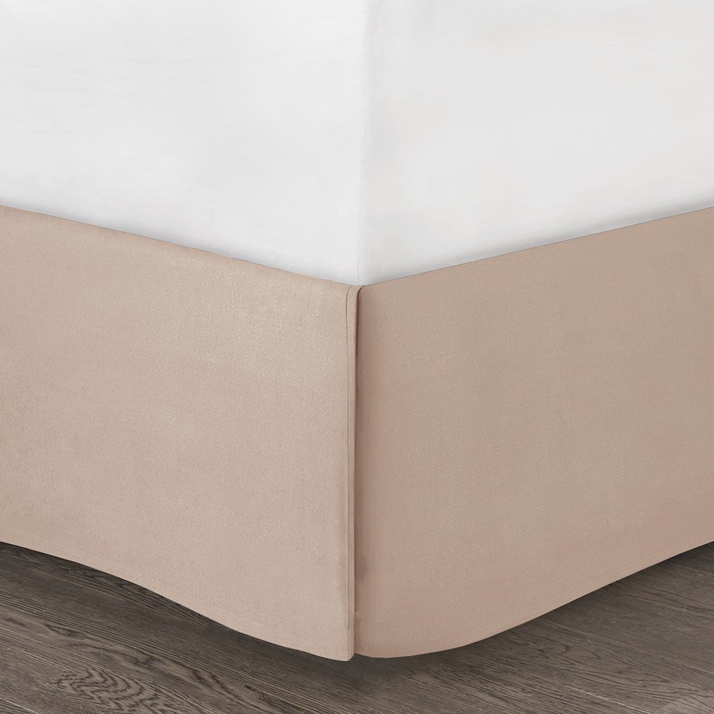 9 Piece Comforter Set with Cotton Bed Sheets. Picture 5