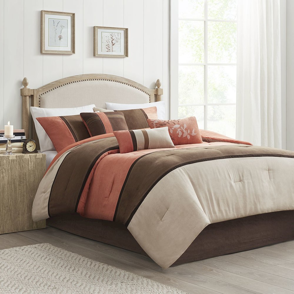 7 Piece Faux Suede Comforter Set. Picture 4