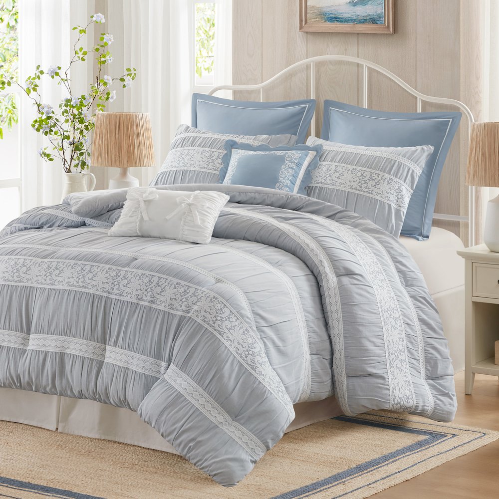 Perryn Comforter Set. Picture 5