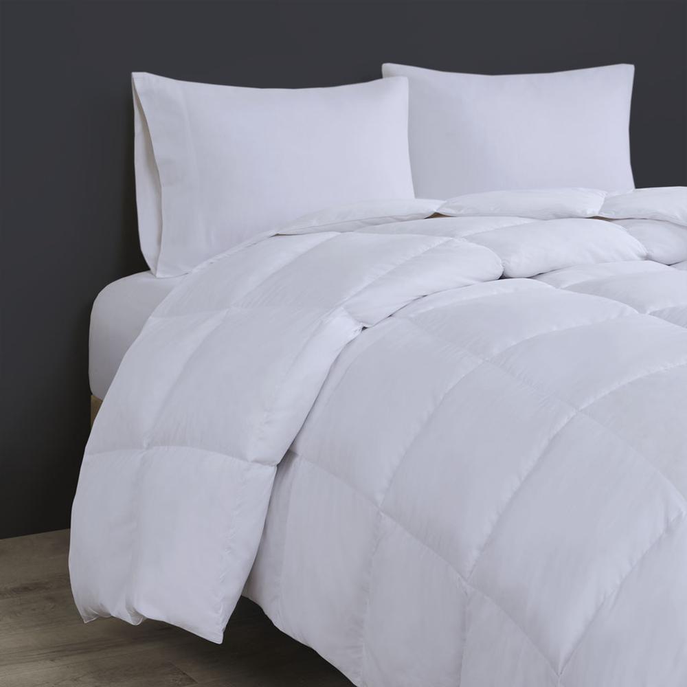Goose Feather and Down Oversize Comforter. Picture 1