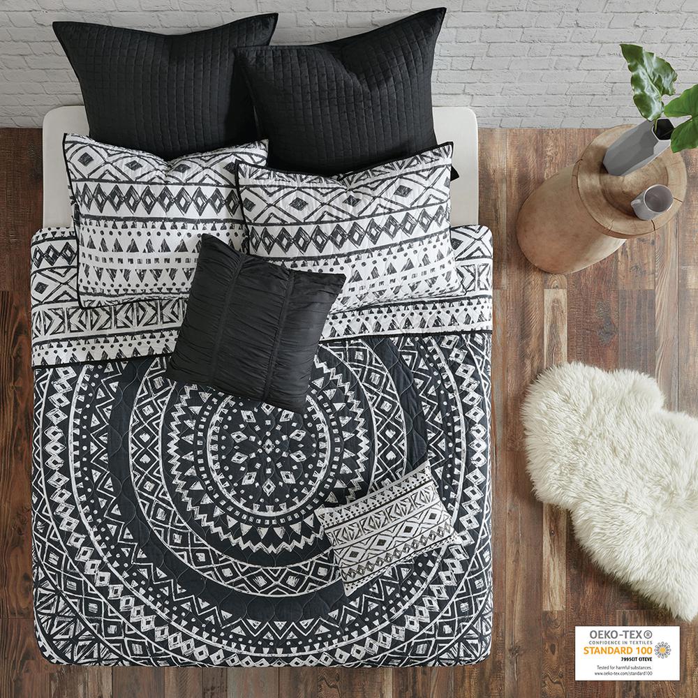 7 Piece Reversible Cotton Quilt Set with Euro Shams and Throw Pillows. Picture 4