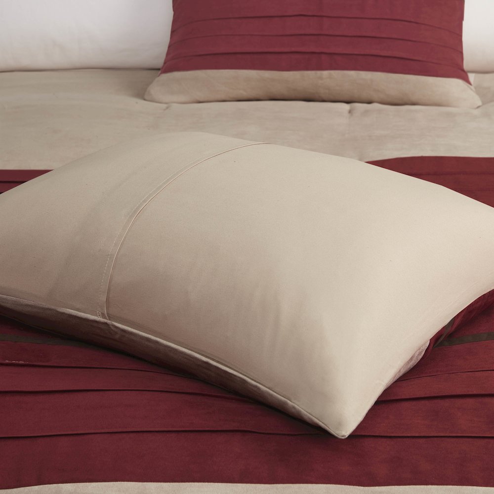 Palmer 7 PC Pieced Faux Suede Comforter Set, Red color. Picture 4