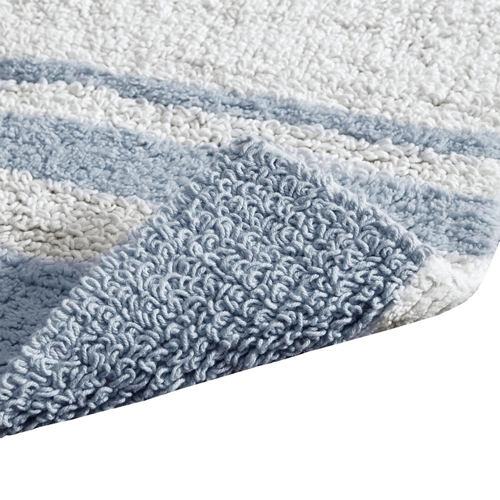 Reversible Bath Rug. Picture 3