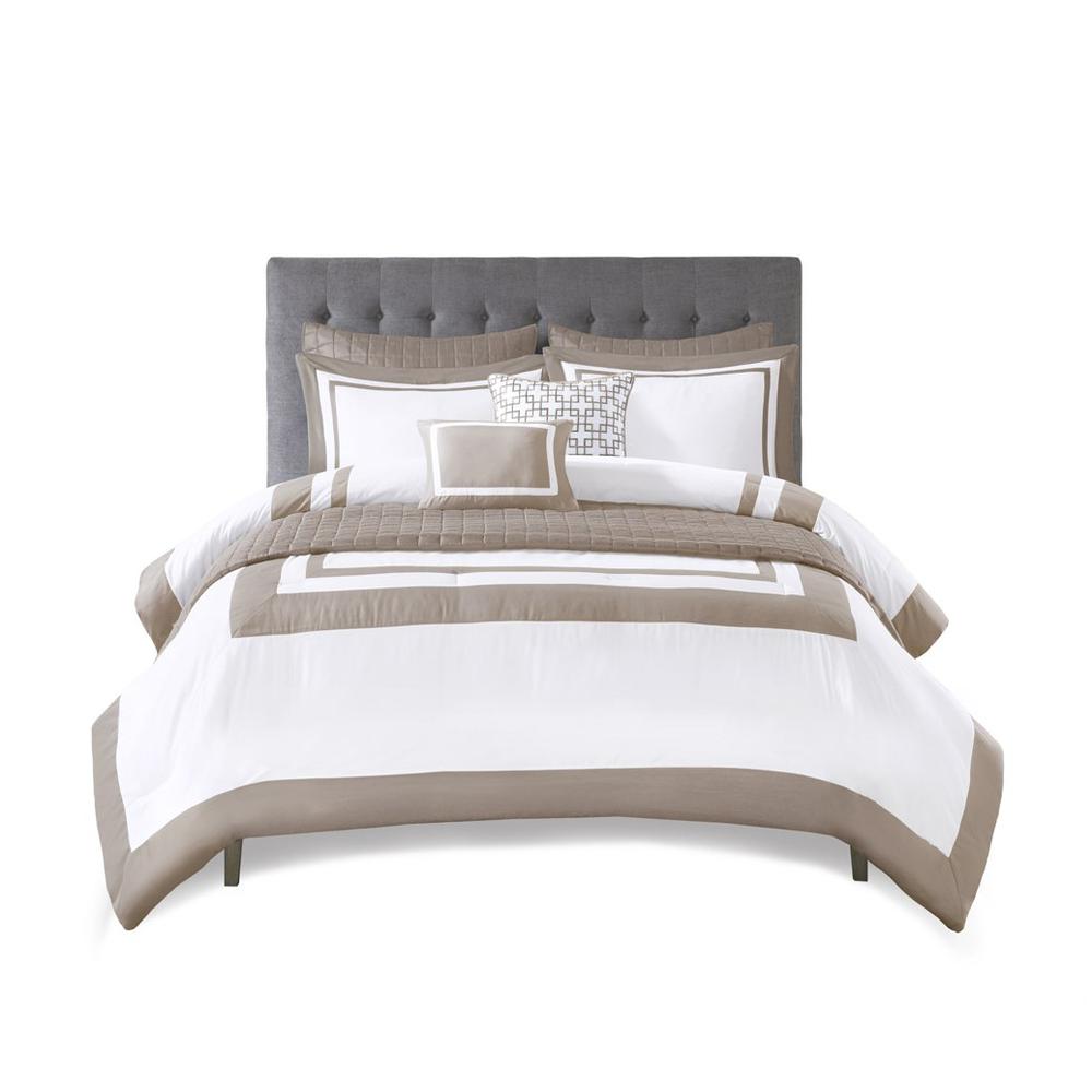 8 Piece Comforter and Quilt Set Collection. Picture 1