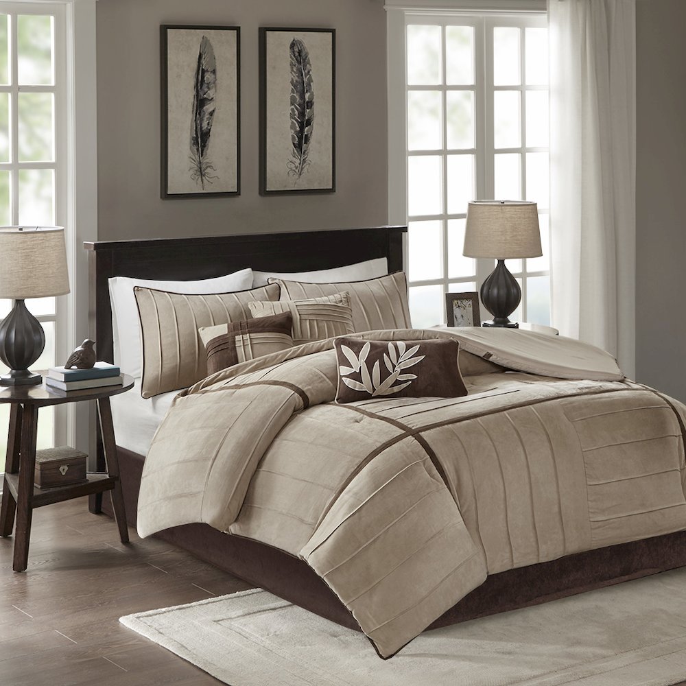 7 Piece Comforter Set. Picture 4