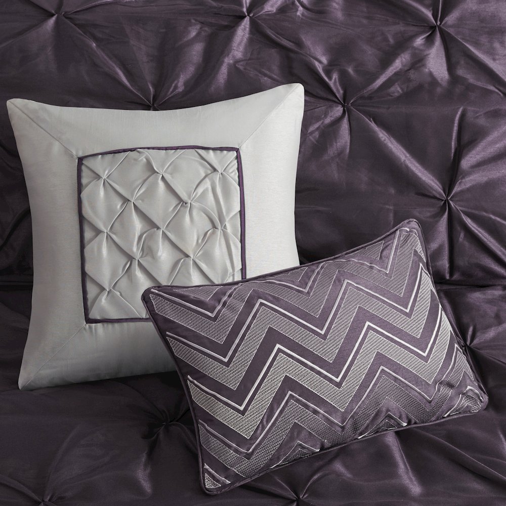 Laurel 100% Polyester Pieced Pleated 7pcs Tufted Comforter Set. Picture 2