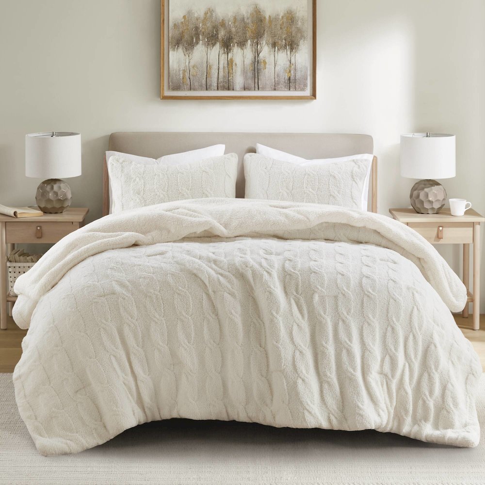 Riordan Cable Knit Chenille Comforter Set, Ivory color. Picture 1