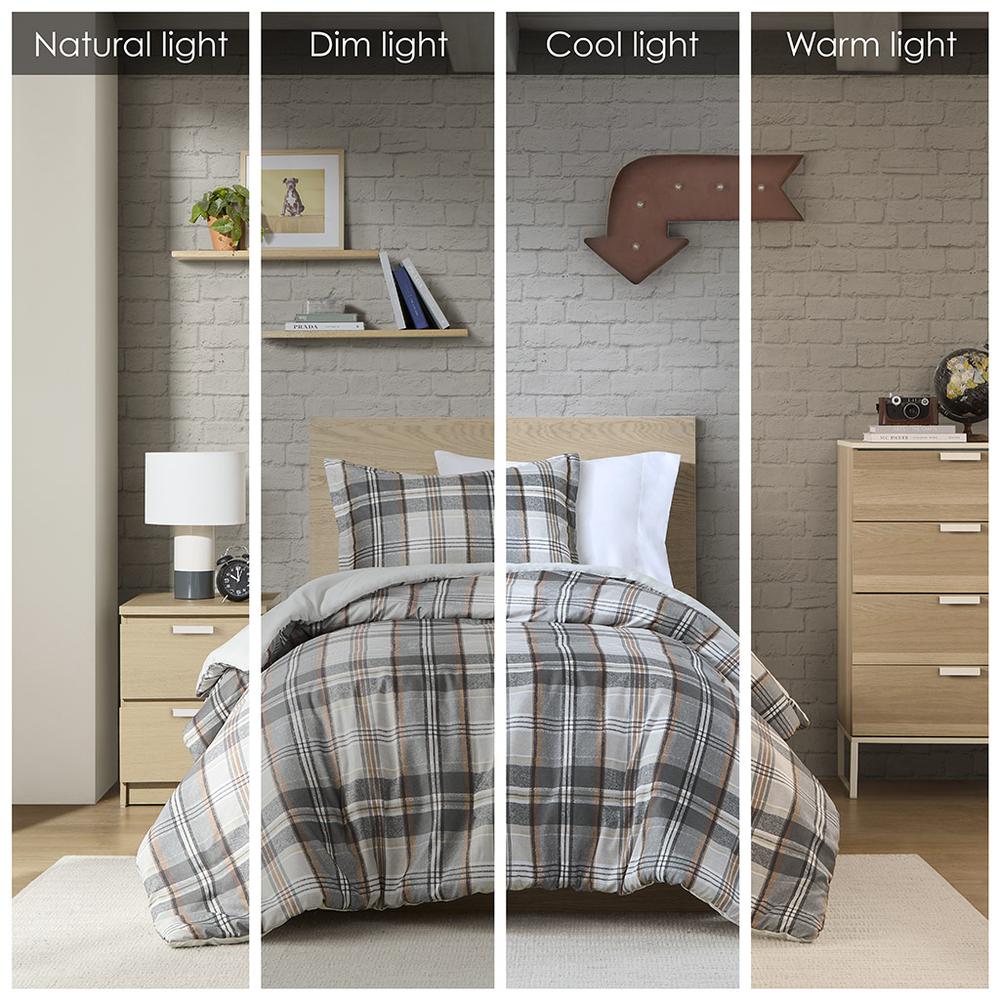 Plaid Duvet Cover Set. Picture 2