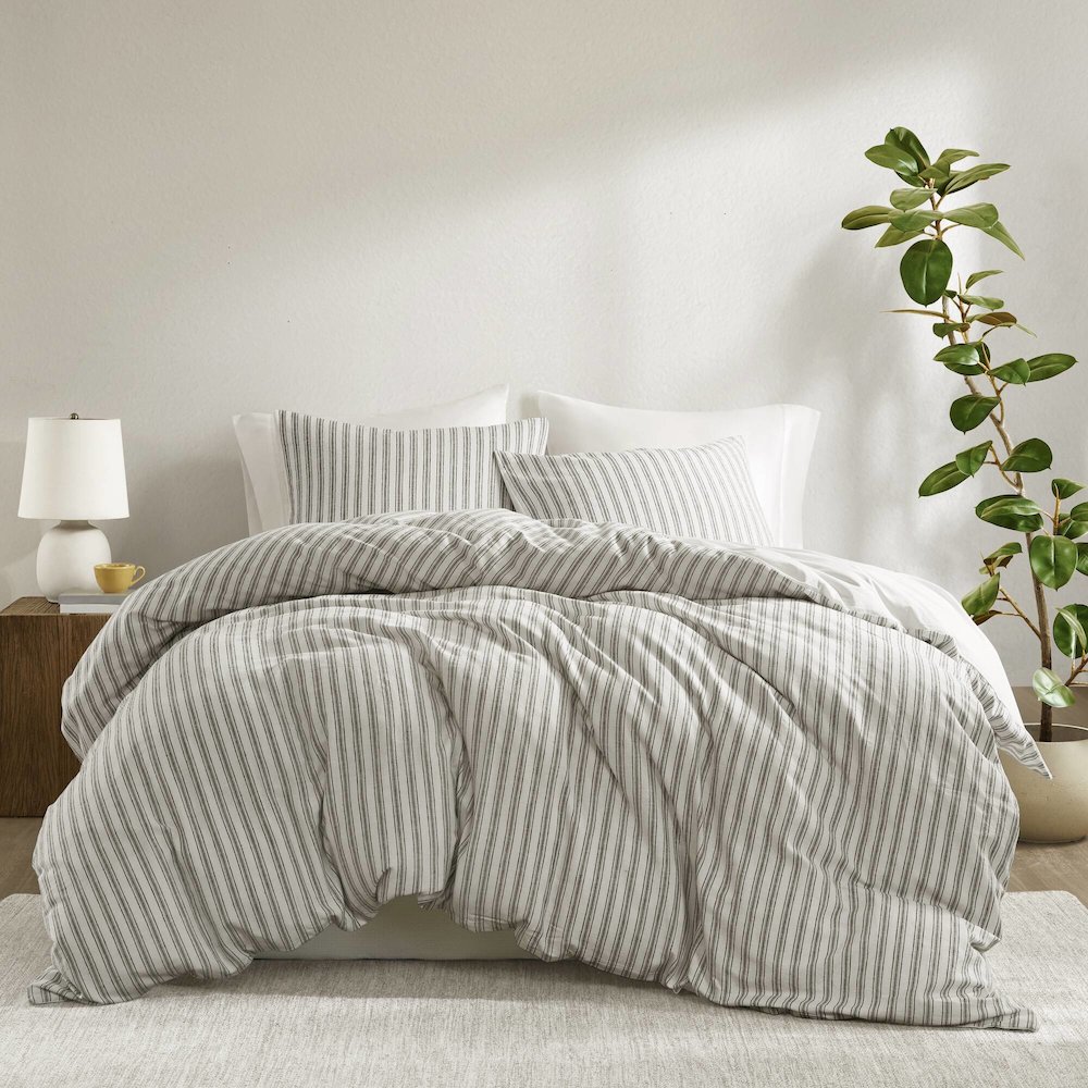 Etta 3PCS Duvet Set, Grey color. Picture 3