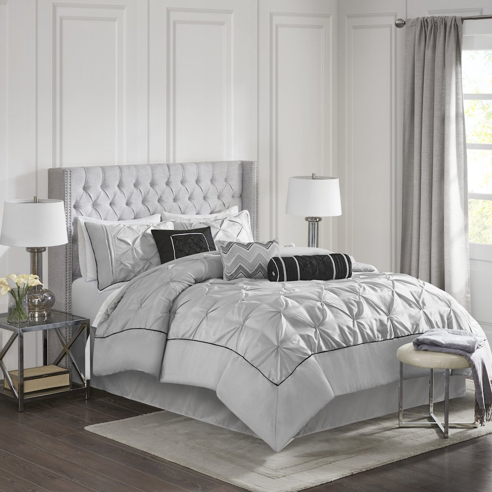 Laurel 100% Polyester Pieced Pleated 7pcs Tufted Comforter Set. Picture 2