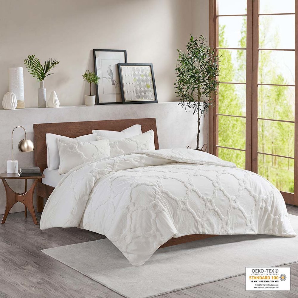 3 Piece Tufted Cotton Chenille Geometric Comforter Set. Picture 4