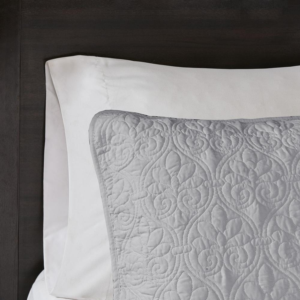 Quebec 3 Piece Reversible Quilt Set, Grey color. Picture 1