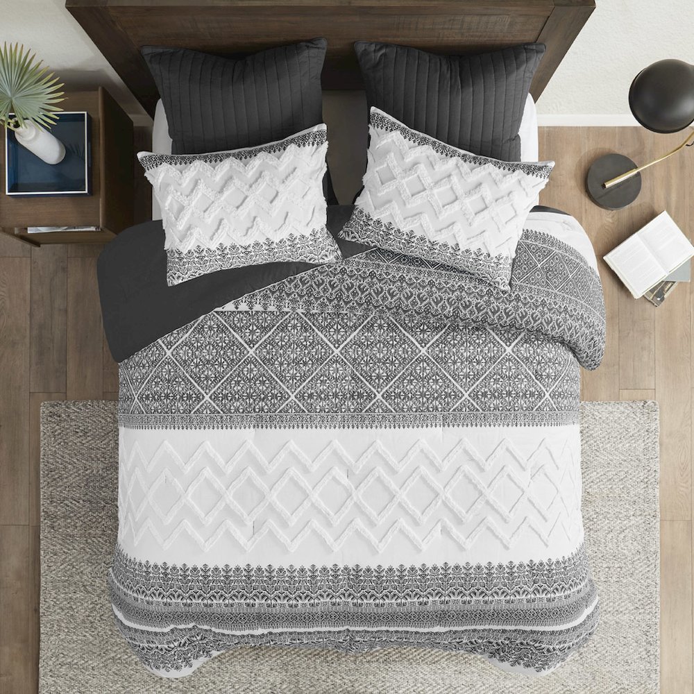3 Piece Cotton Comforter Set with Chenille Tufting. Picture 5