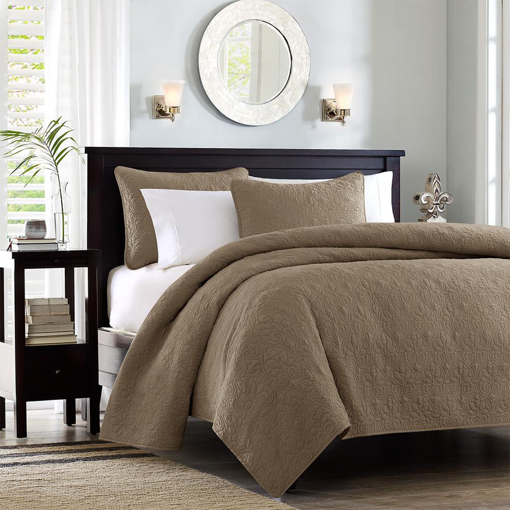 Quebec 3 Piece Reversible Quilt Set, Mocha color. Picture 3
