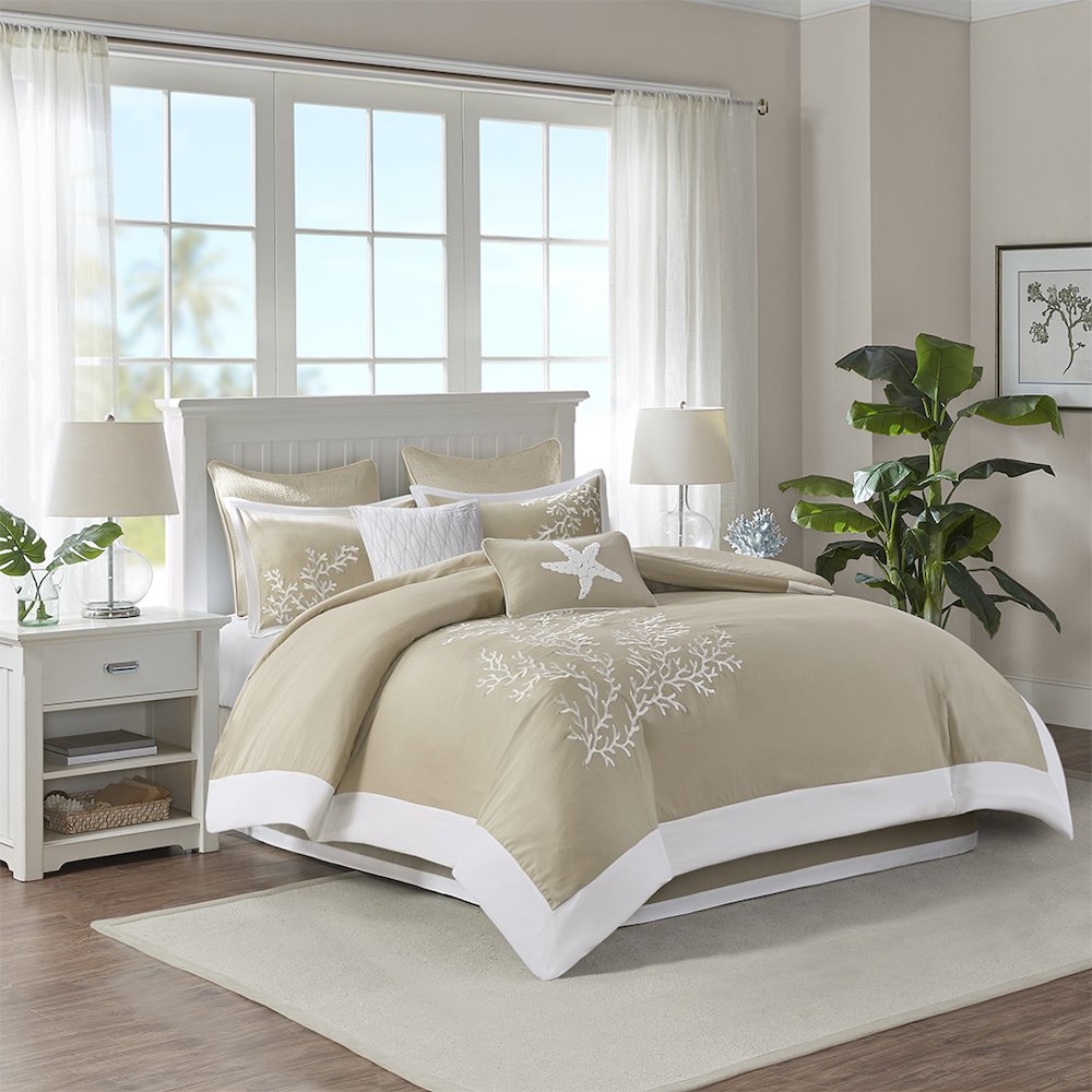 6 Piece Comforter Set. Picture 4