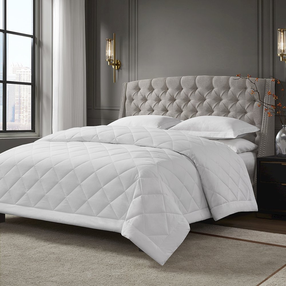 Cotton Premium Blanket. Picture 4