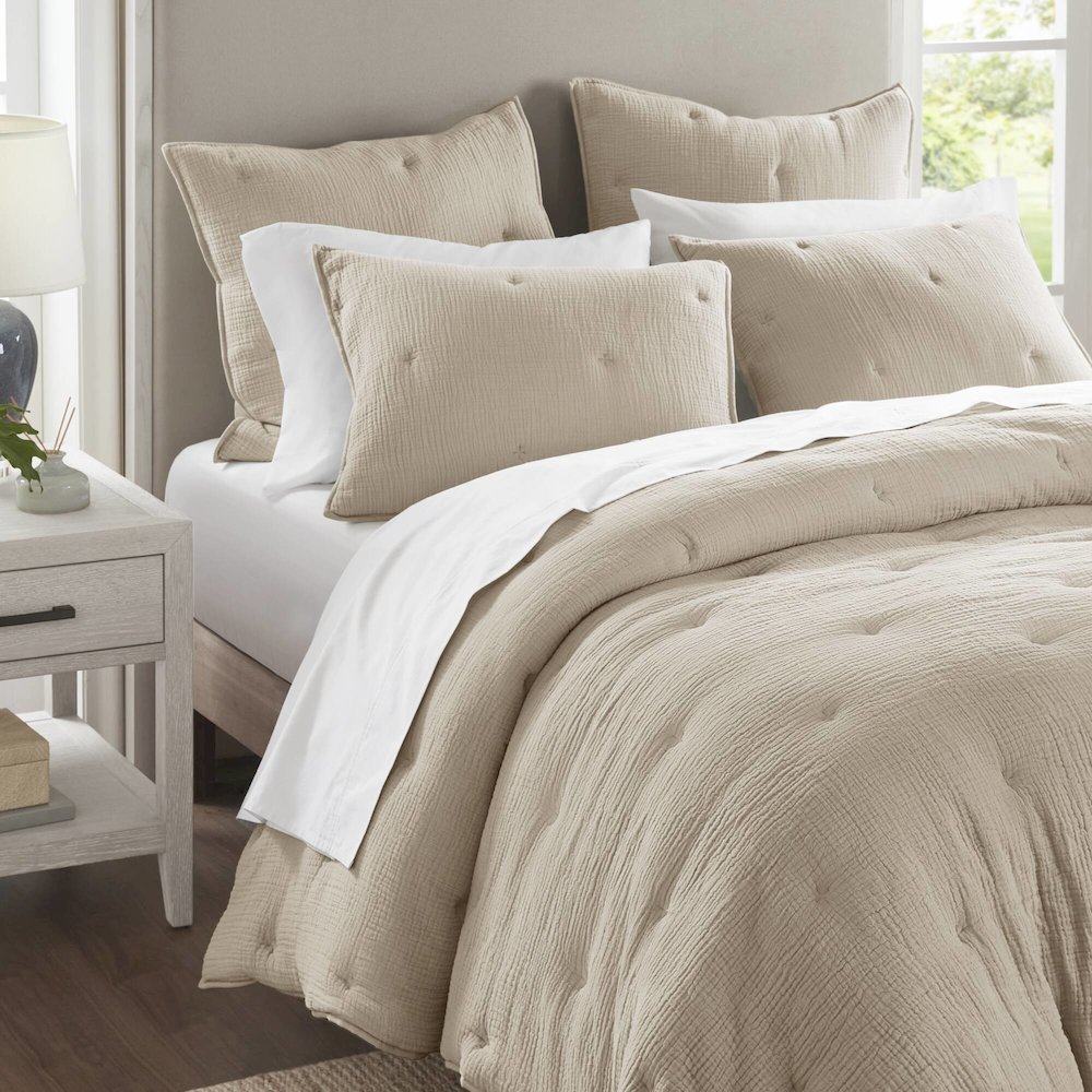 Breeze Cotton Gauze  Embroidered Quilt Set, Taupe color. Picture 2