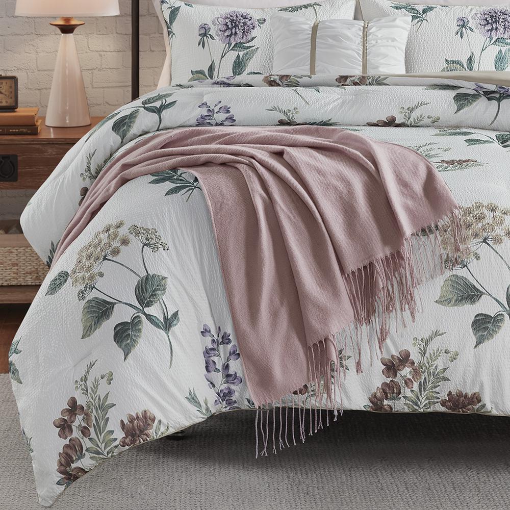 7 Piece Printed Seersucker Comforter Set with Throw Blanket. Picture 2