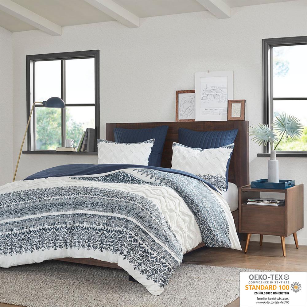 3 Piece Cotton Duvet Cover Set with Chenille Tufting. Picture 5