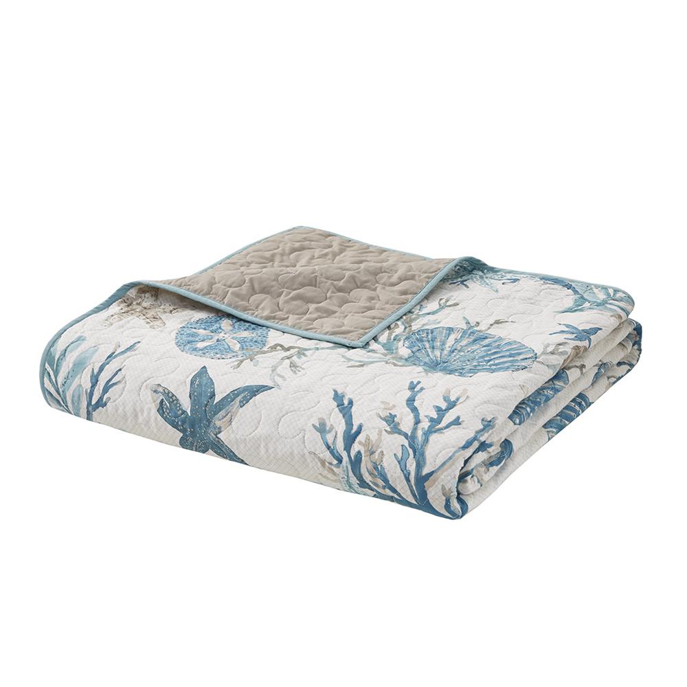 6 Piece Cotton Sateen Quilt Set with Throw Pillows. Picture 1