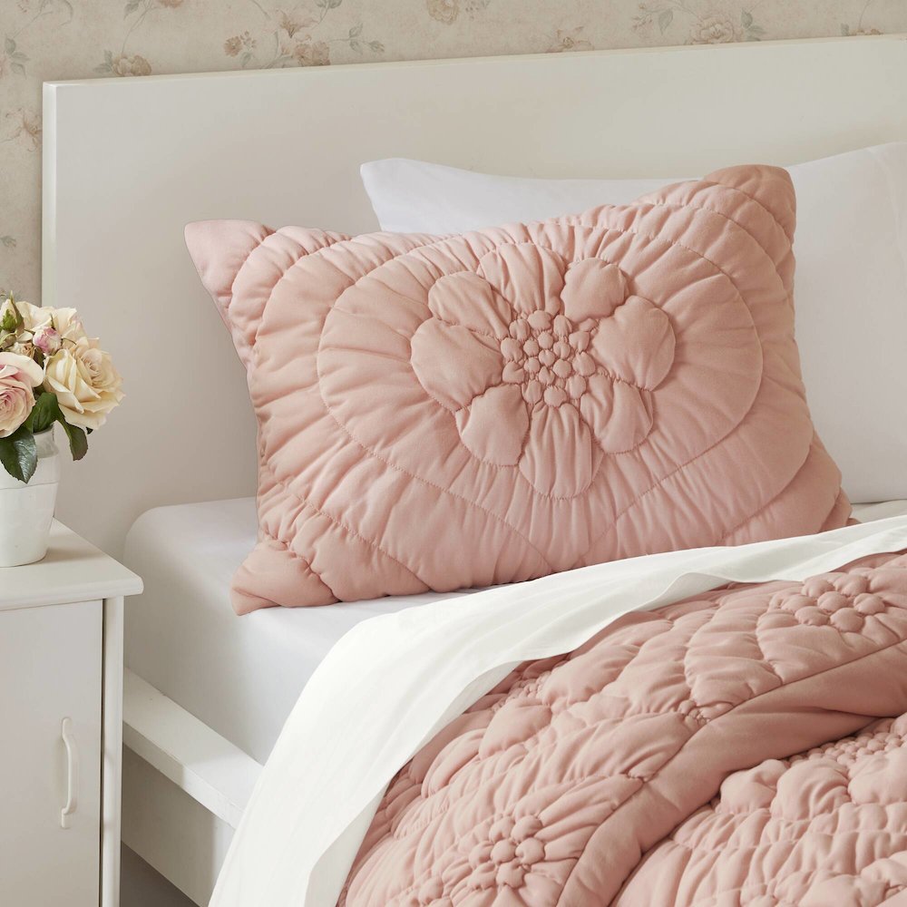 Elise Comforter Set, Pink color. Picture 3