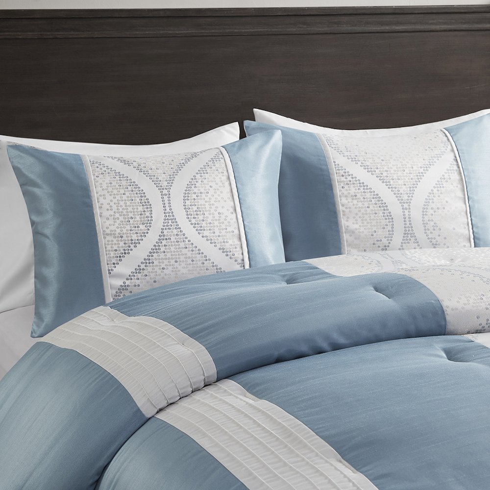 6 Piece Jacquard Comforter Set with Throw Pillows. Picture 5
