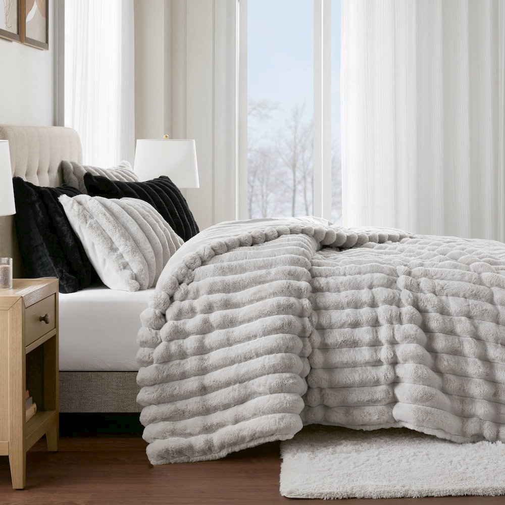 Jasmine Ultrasoft Faux Fur Ribbed Comforter Set, Light Gray color. Picture 3
