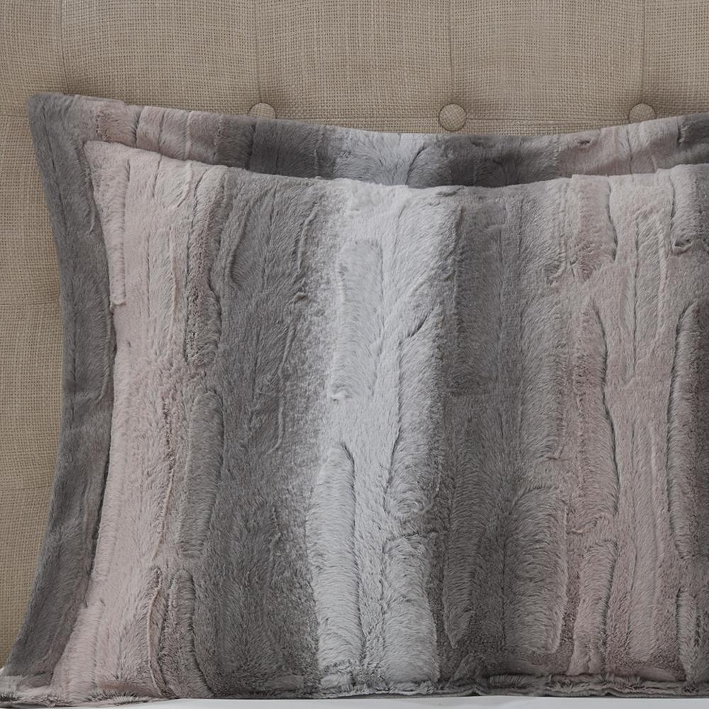 4PC Faux Fur Comforter Set. Picture 3