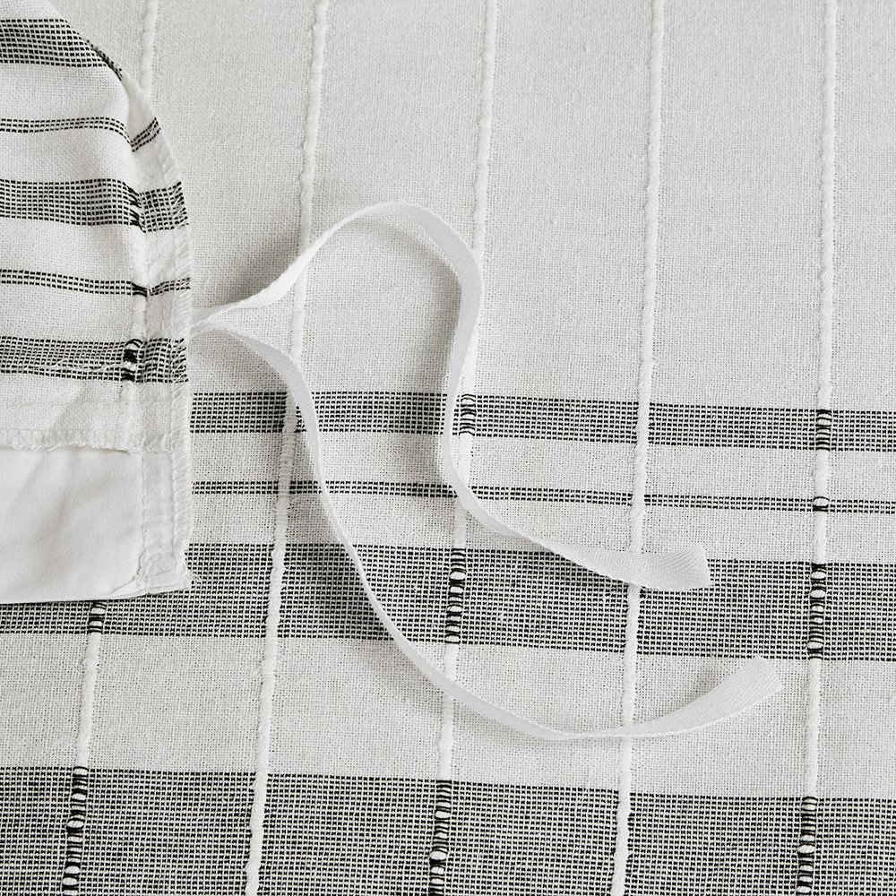 5 Piece Cotton Jaquard Duvet Set. Picture 2
