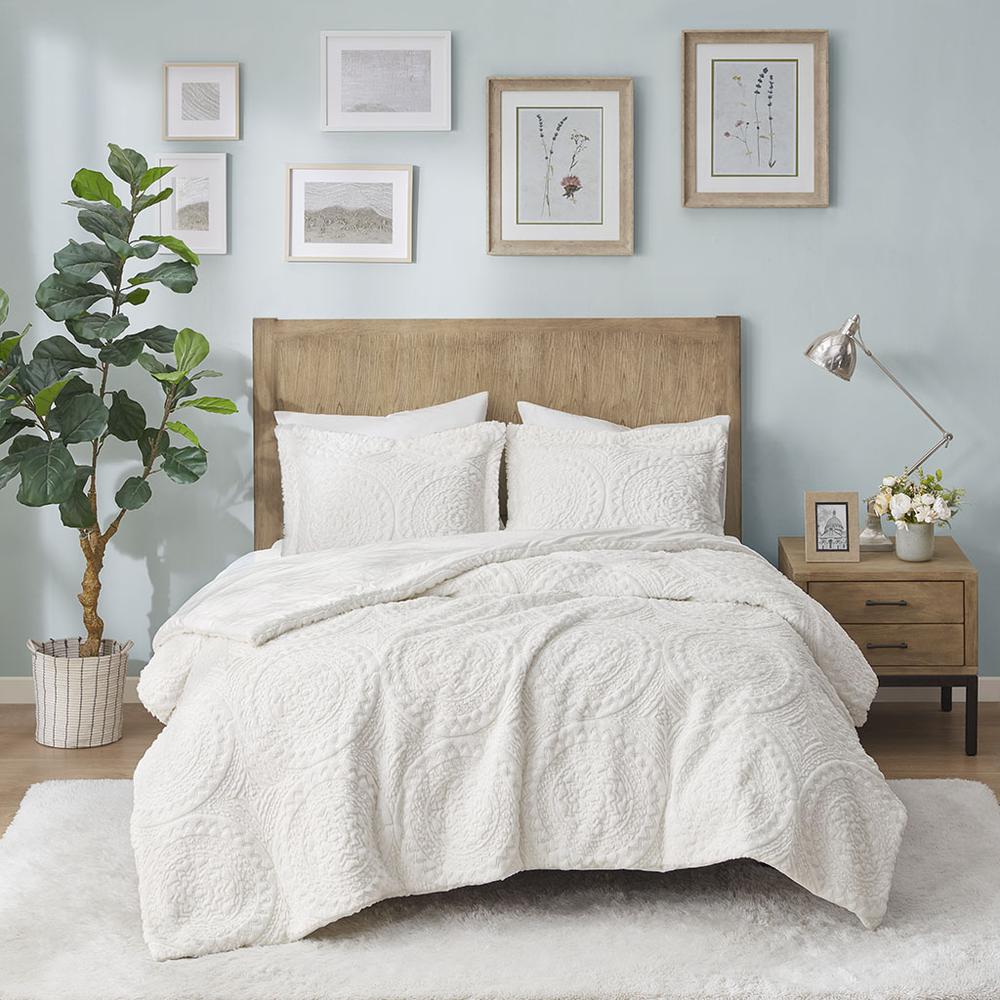 Embroidered Medallion Faux Fur Ultra Plush Comforter Mini Set. Picture 3