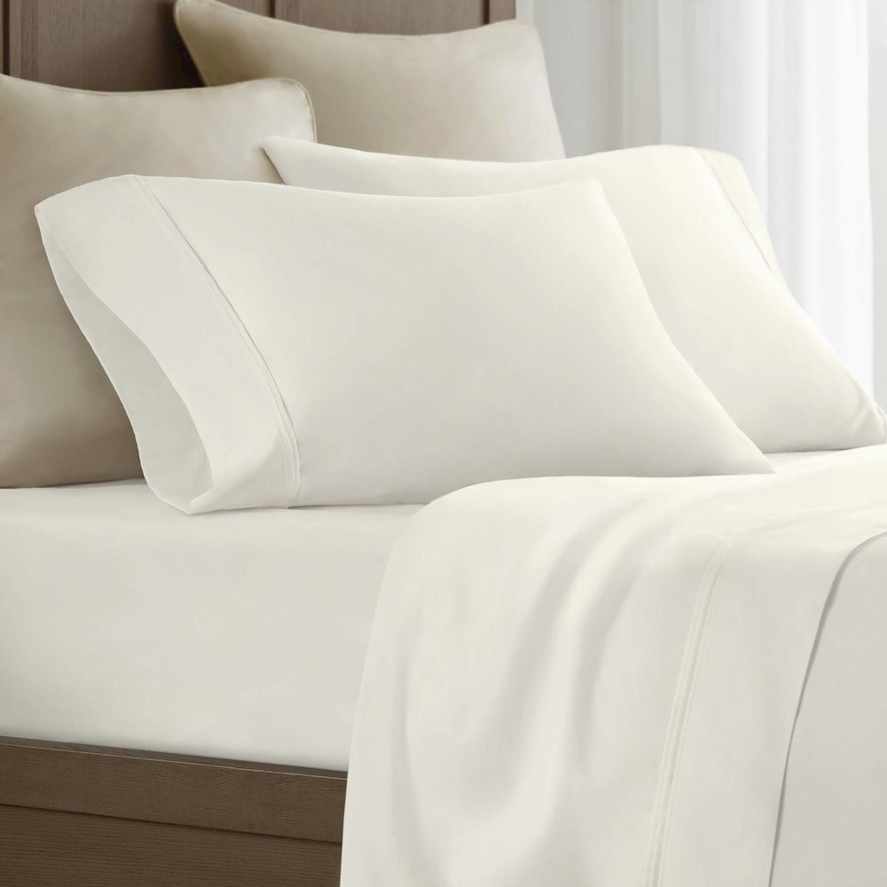 Sateen Pillowcase Set, Ivory color. Picture 2