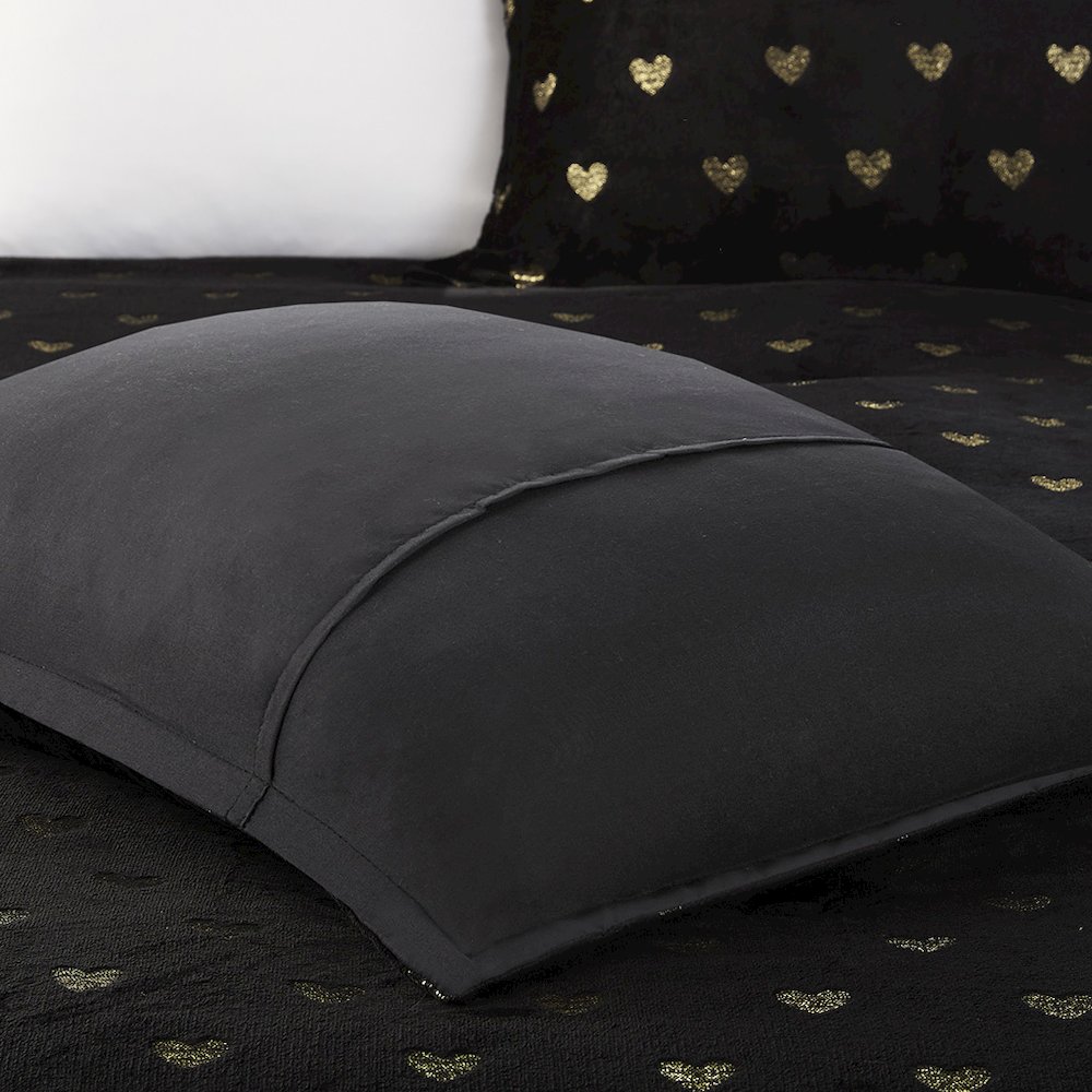 Metallic Printed Plush Comforter Set with Throw Pillow in Black/Gold Color. Picture 5