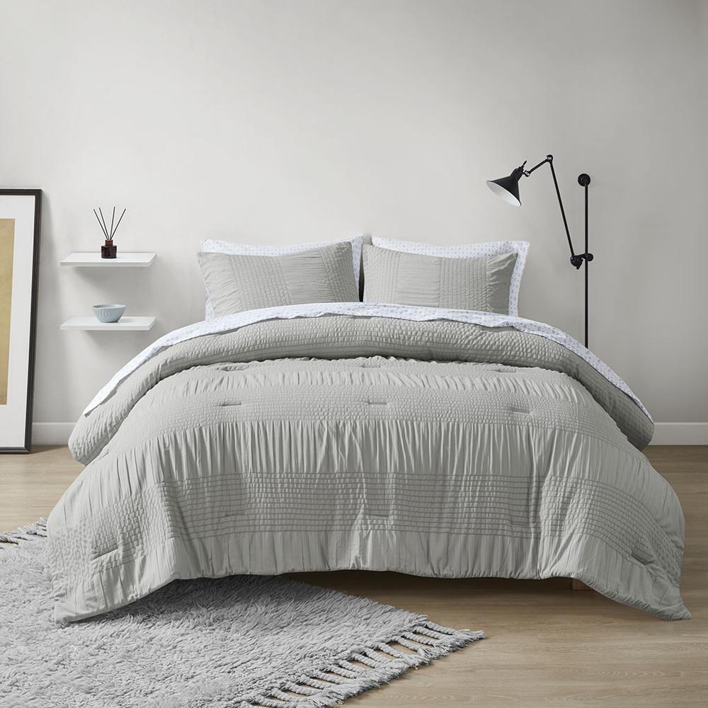 7 Piece Comforter Set with Bed Sheets. Picture 4