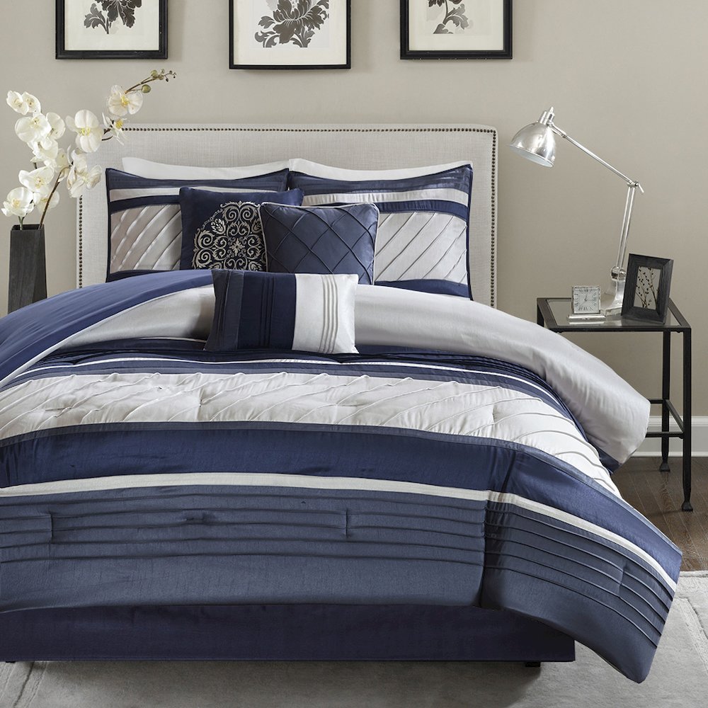 7 Piece Comforter Set. Picture 5
