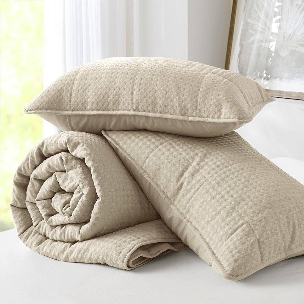 Mina Waffle Weave Textured Quilt Set, Neutral color. Picture 3
