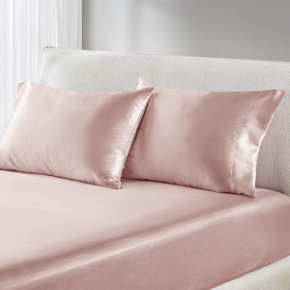 Luxury 2 PC Pillowcases. Picture 1