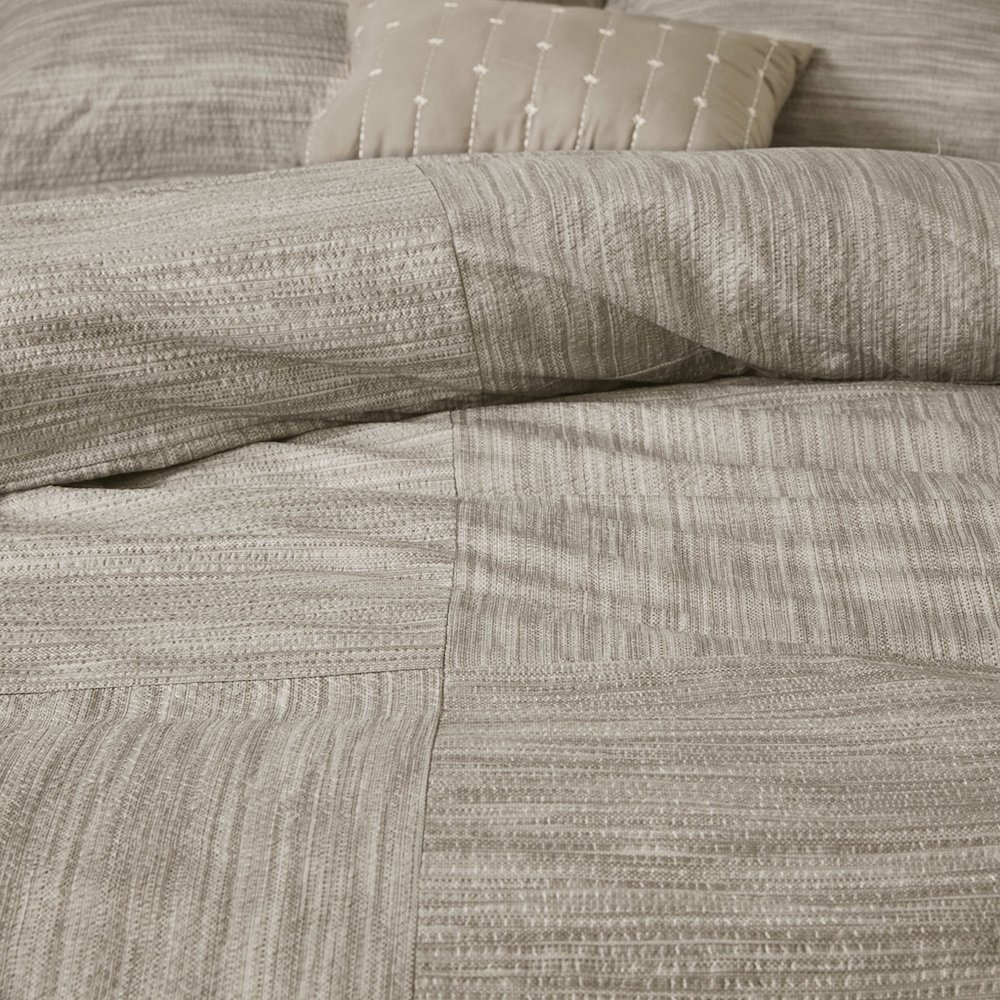 7 Piece Printed Seersucker Comforter Set. Picture 3